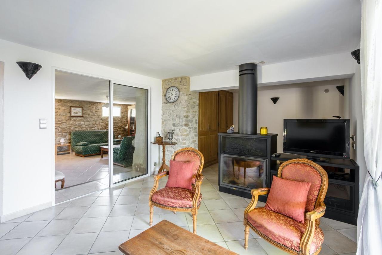 Villa Charmante A La Tour-D'Aigues Avec Piscine Privee Eksteriør billede